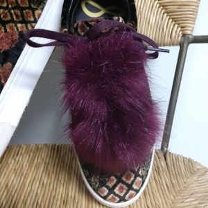 SAM EDELMAN Leya Velvet Chunky Pom Pom Sneakers